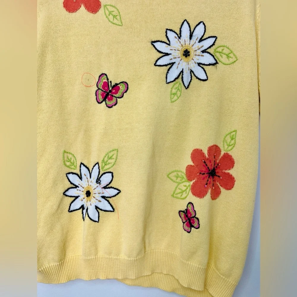 Alfred Dunner • Women’s Vintage Yellow Floral Embroidered Short Sleeve Tee Top L - Picture 6 of 9